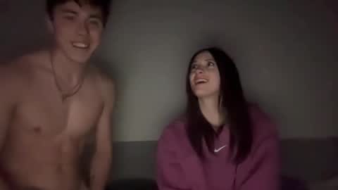 fellowyellow420 online show from February 2026 09:48:01 AM