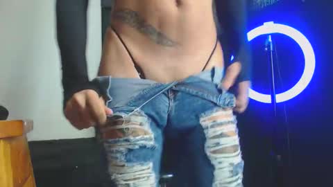 fem666skynny online show from October 2025 03:05:02 PM