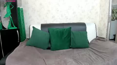 Im Lexi online show from July 2026 05:01:01 AM