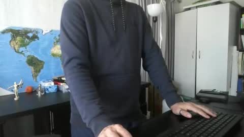 femdomsubby online show from December 2024 10:41:01 PM