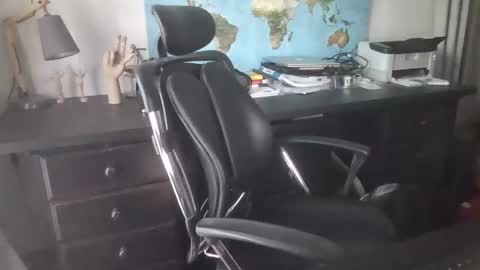 femdomsubby online show from April 2026 07:16:01 AM