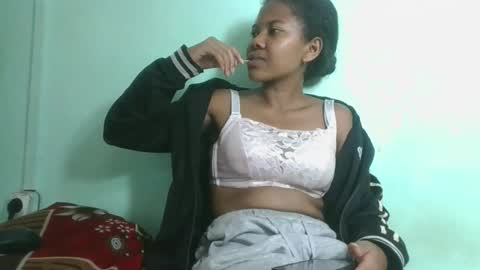 fenou122745 online show from February 2026 07:37:01 PM