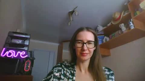 feraliss online show from February 2026 10:58:02 AM