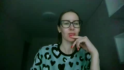 feraliss online show from May 2026 11:17:01 AM