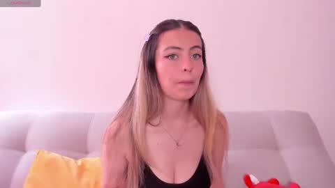 Snapshot of fernanda_aaa chatting on July 2026 04:34:02 PM fernanda online show from July 2026 04:34:02 PM