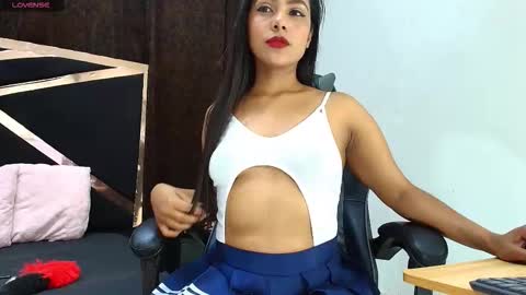 Fernandabrown s online show from November 2025 07:36:02 AM