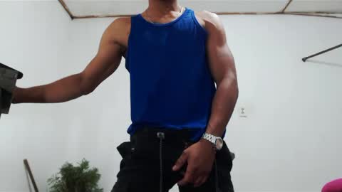 fernandez_latinblack online show from December 2024 11:30:01 PM