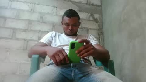 fernandez_latinblack online show from October 2025 01:33:02 PM