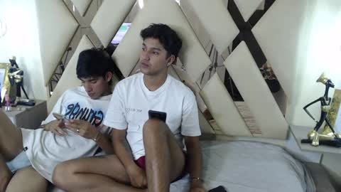 FER PHOENIX online show from January 2025 07:00:02 AM