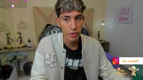 FER PHOENIX online show from November 2025 03:20:02 AM