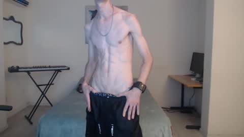 Snapshot of feuerfree chatting on February 2025 09:04:02 AM FeuerHeat online show from February 2025 09:04:02 AM