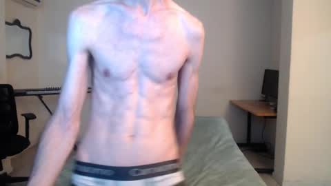 Snapshot of feuerfree chatting on March 2025 12:37:01 AM FeuerHeat online show from March 2025 12:37:01 AM