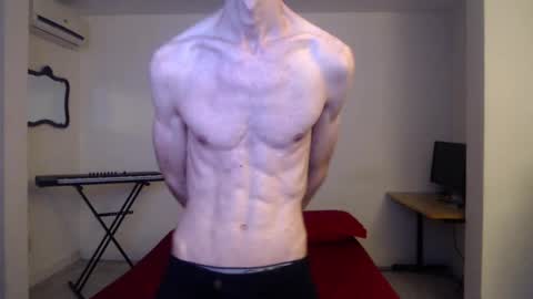 Snapshot of feuerfree chatting on March 2025 11:28:02 PM FeuerHeat online show from March 2025 11:28:02 PM