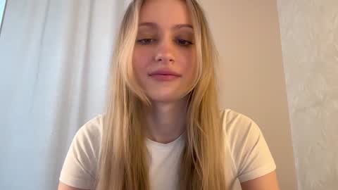 Lisa online show from December 2024 06:50:02 AM