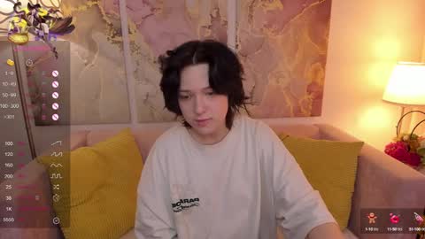 fiamoory online show from January 2025 07:48:02 AM