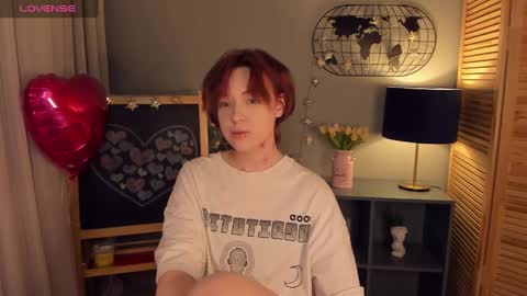 fiamoory online show from February 2025 12:01:02 PM