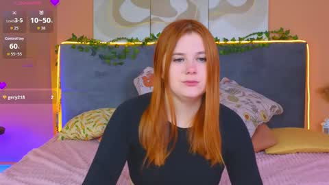 Snapshot of fiery_foxy chatting on October 2025 04:23:02 AM Mabel online show from October 2025 04:23:02 AM