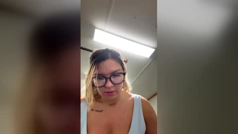 fieryfantasy online show from April 2026 04:16:01 AM