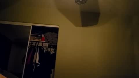 fightusfire32 online show from March 2025 06:48:02 AM