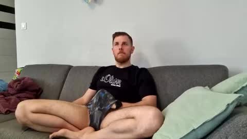 fiolkamil online show from May 2026 07:57:02 AM
