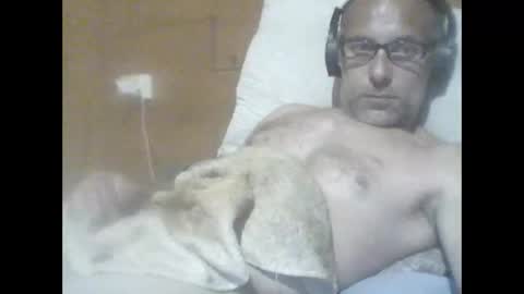 Snapshot of filip1981 chatting on May 2026 05:20:02 PM filippo online show from May 2026 05:20:02 PM