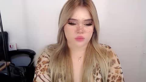 Snapshot of filipina_slutty69xxx chatting on September 2025 01:49:01 AM  Angela  DONT FORGET TO FOLLOW AND GIVE ME APPRECIATION online show from September 2025 01:49:01 AM