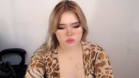 Snapshot of filipina_slutty69xxx chatting on September 2025 01:49:01 AM  Angela  DONT FORGET TO FOLLOW AND GIVE ME APPRECIATION online show from September 2025 01:49:01 AM