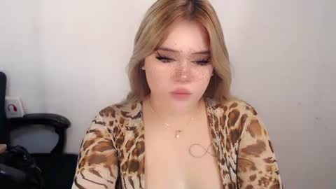Snapshot of filipina_slutty69xxx chatting on September 2025 01:18:01 AM  Angela  DONT FORGET TO FOLLOW AND GIVE ME APPRECIATION online show from September 2025 01:18:01 AM