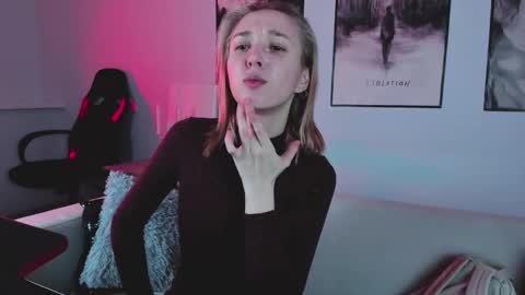 cap and Lana  online show from February 2025 02:12:01 AM