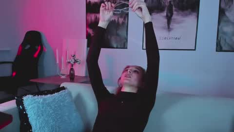 cap and Lana  online show from February 2025 08:17:01 AM