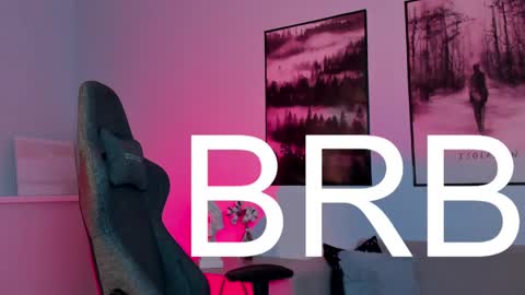 cap and Lana  online show from February 2025 08:18:01 AM