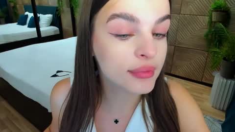 Amanda online show from September 2025 10:36:01 AM