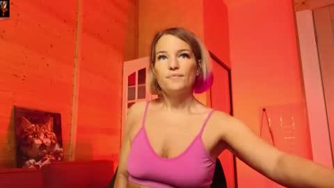 Lady online show from March 2026 04:54:01 PM