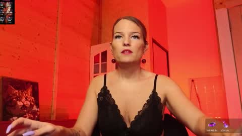 Lady online show from March 2026 03:59:01 PM