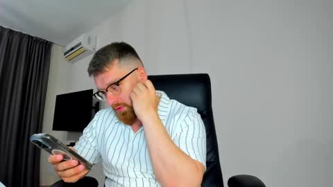 FindomGuyXXX online show from April 2026 09:48:01 AM