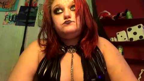 Snapshot of findommefoxi chatting on December 2024 02:14:02 AM findommefoxi online show from December 2024 02:14:02 AM