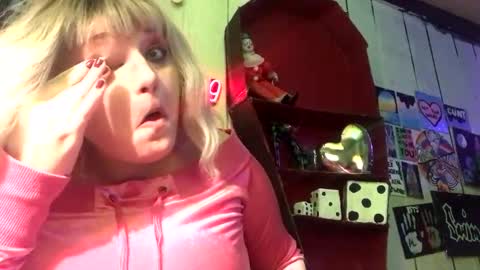 Snapshot of findommefoxi chatting on January 2025 02:27:02 AM findommefoxi online show from January 2025 02:27:02 AM