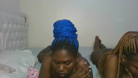 melanie online show from November 2025 11:53:01 PM