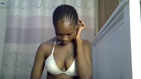 fine_queen12 online show from December 2024 11:12:01 AM