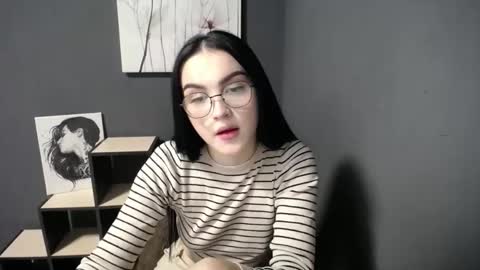 fiore_valery online show from November 2025 08:02:02 AM