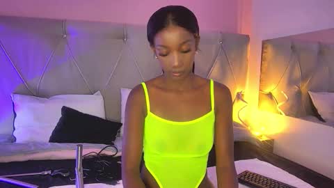 Fiorela Lenin  online show from January 2026 06:46:02 PM