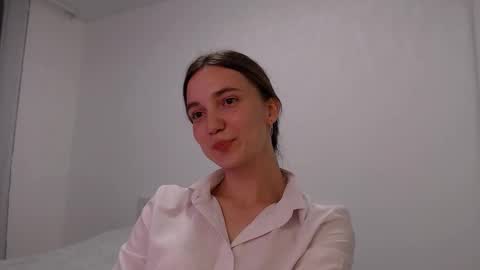 Snapshot of fireflies_fly_ chatting on October 2025 06:03:01 PM fireflies_fly_ online show from October 2025 06:03:01 PM