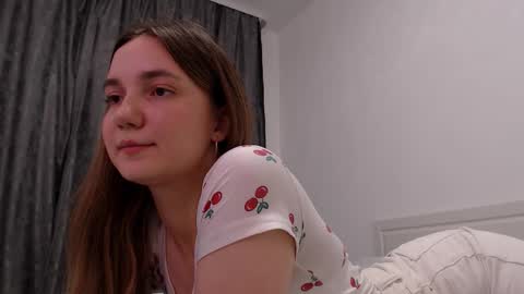 Snapshot of fireflies_fly_ chatting on November 2025 07:57:02 PM fireflies_fly_ online show from November 2025 07:57:02 PM