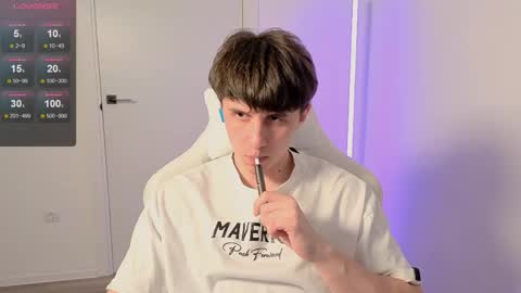 Snapshot of first_mark chatting on May 2026 02:01:02 PM first_mark online show from May 2026 02:01:02 PM