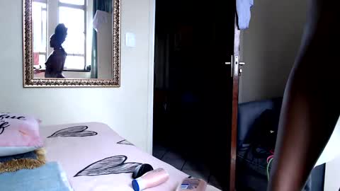 fitblair66_ online show from January 2025 12:48:01 PM