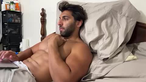 fitcurvyman4fun_69 online show from May 2026 05:21:02 PM