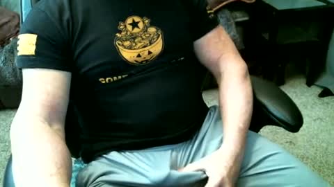 fitguy40 online show from January 2025 08:07:02 PM