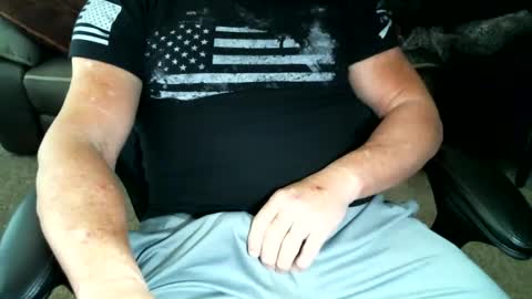 fitguy40 online show from February 2025 09:15:02 PM