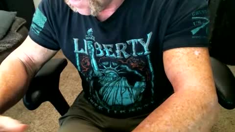 fitguy40 online show from April 2026 09:34:02 PM