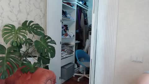 xFitnessGirl online show from February 2026 06:51:01 AM